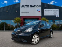 TOYOTA Aygo I 5 Portes 1.0 VVTi 12V 68 cv / PARFAITE CITADINE / TRES ECONOMIQUE / IDEAL JEUNE CONDUCTEUR
