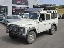Land Rover DEFENDER TD5 Station Wagon - Tente de toit - installation solaire