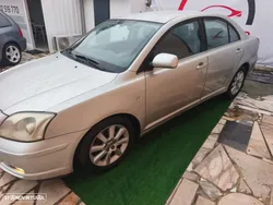 Toyota Avensis S/D 1.6 Executive