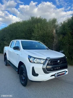 Toyota Hilux 2.4 D-4D 4WD CD CH Aut.