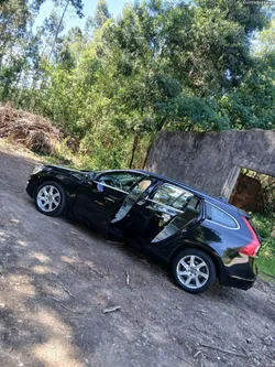 Volvo V60 D4