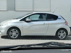 Peugeot 208 1.2 VTi Access
