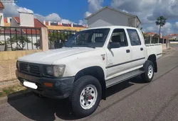 Toyota Hilux 2.4d 4x4 cabine dupla