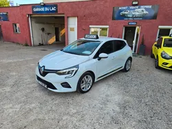 Renault clio v / 5 places / an 2022 / 1.5 blue dci 100 ch / boite 6 / &ere main / entret. Renaut / clim radar regul vitesse gps android auto / garantie