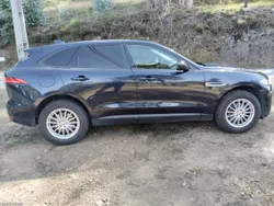 Jaguar F-Pace 2.0 i 4D Prestige - CX. Manual - GPS - Camara Marcha Tras - Classe 1 Portagens - Aceito Retoma