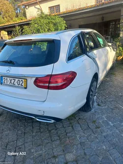 Mercedes-Benz C 300 híbrido