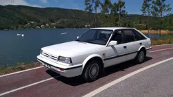 Nissan Bluebird 1.6 SLX Hatchbak