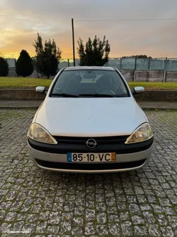 Opel Corsa 1.2 16V Cosmo