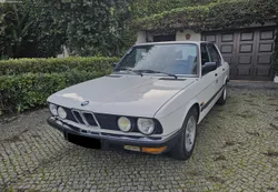 BMW 520 i E28 6 Cilindros Clássico Original