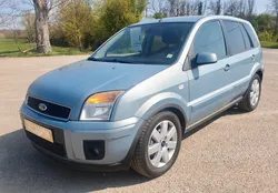 FORD FUSION + 1.6 TDCi Break 90cv. RADAR AR. CLIMATISATION. FERMETURE CENTRALISEE. ROUE SECOURS