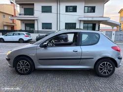 Peugeot 206 1.1 Color Line