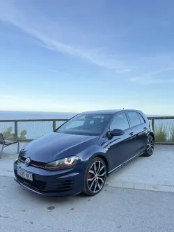 Volkswagen Golf GTI 2.0 TSI Performance 230