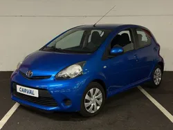 Toyota Aygo 1.0 68ch 2013 Climatisé Direction assistée