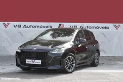 BMW 218 Active Tourer i Pack Desportivo M Auto