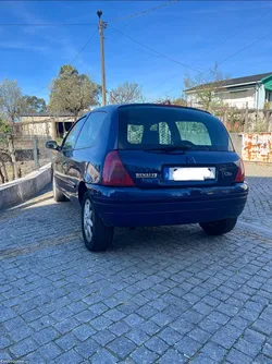 Renault Clio 1.9