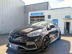 Renault clio 4rs trophy 220cv bvr