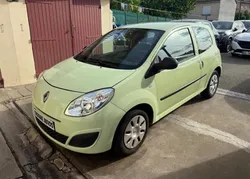 Renault Twingo II (C44) 1.2 16v 75ch Expression