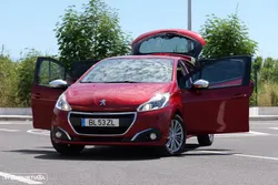 Peugeot 208 1.2 PureTech Style