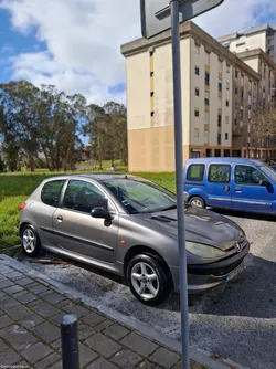 Peugeot 206 1.9Diesel  137mil km 5 lugares