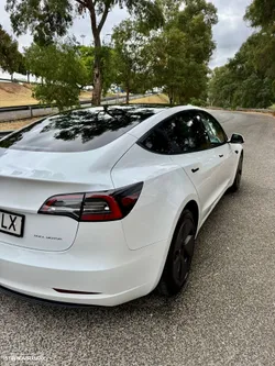 Tesla Model 3 Long Range AWD Dual Motor