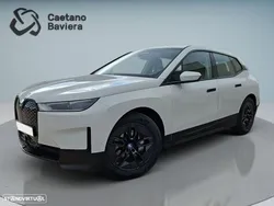 BMW iX xDrive 40 Pack Desportivo