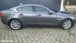 Jaguar XE 2.0 D Prestige Aut.