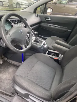Peugeot 5008 1.6hdi 115cv