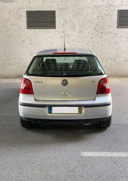 VW Polo (poucos quilómetros)