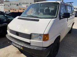 VW Transporter 4