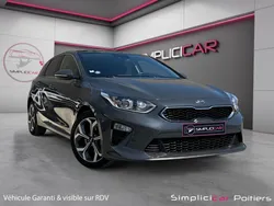 KIA CEED 1.0 T-GDI 120 GT LINE 120Ch CarPlay Toit Ouvrant Caméra de recul Garantie 12 mois