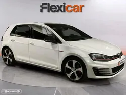 VW Golf 2.0 TSI GTI DSG Performance