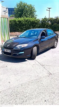 Renault Laguna 3 1.5 dCi 110Ch Black Édition de 2011 CT OK
