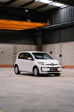 VW Up! 1.0 automático