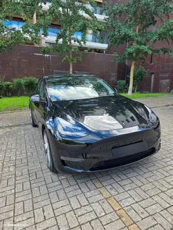 Tesla Model Y Long Range Dual Motor AWD