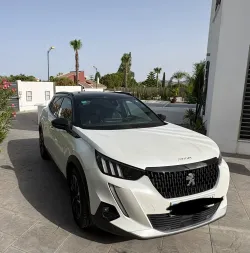 PEUGEOT 2008 1.5BlueHDi S&S GT Line EAT8 130