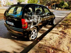 Opel Corsa 1.5 Td motor isuzu impecável