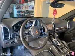 Porsche Cayenne S