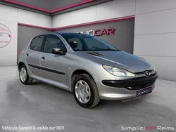 PEUGEOT 206 XT 5 Portes 1.6L 90 Ch