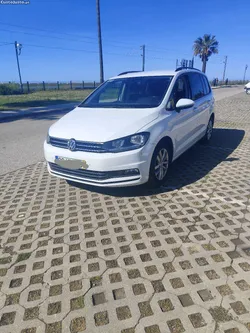 VW Touran Conforline, Diesel de 7 lugares
