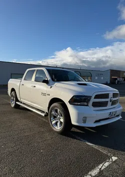 Dodge RAM 1500 Sport V8 5.7L HEMI 2016 Crew Cab - CTTE