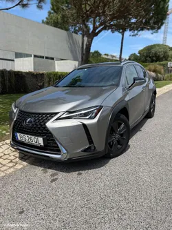 Lexus UX 250h Luxury