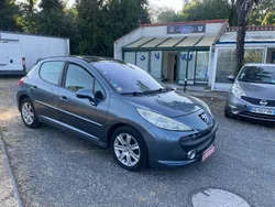 Peugeot 207 1.6 110 ch Bleu Lion Premium