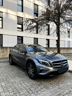 Mercedes-Benz GLA 200 (CDI) d
