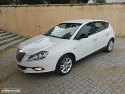 Lancia Delta 1.4 T-Jet Argento