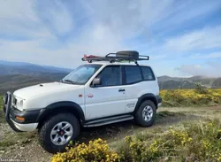 Nissan Terrano 2.7 TDI Baja