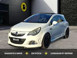 Opel Corsa Opc 1.6 T 190 ch /Toit ouvrant/Sièges chauffants/Feux automatiques/Gps