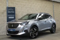 Peugeot 2008 1.2 PureTech Allure