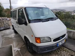 Ford Transit topline