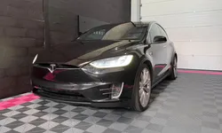 TESLA MODEL X 90 kWh All-Wheel Drive Signature Performance - RECHARGE GRATUITE A VIE - 7 PLACES - FULL OPTIONS