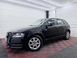 Audi A3 1.6 TDI 105 AMBITION / DISTRIBUTION NEUVE - ENTRETIEN RÉALISÉ - FAIBLE KILOMÉTRAGE